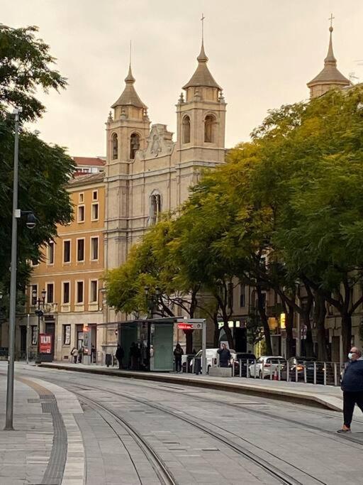 Acogedor Apartamento Con Acabados Primera Calidad Zaragoza Kültér fotó